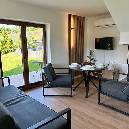 Sun House Grodek Bartkowa-Posadowa